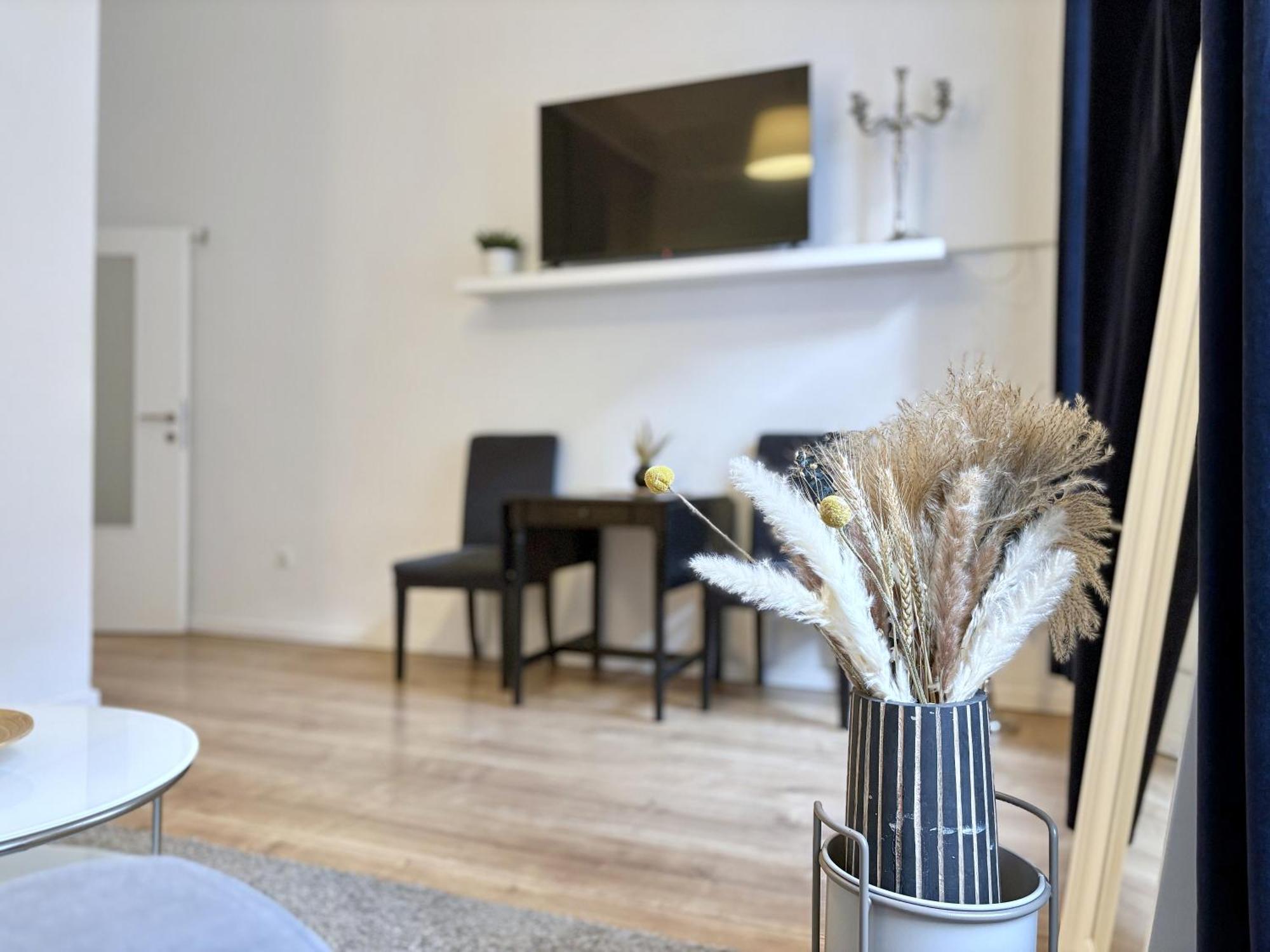 Apartamento Luxurious And Bright, 5 Min To City Center Viena Exterior foto